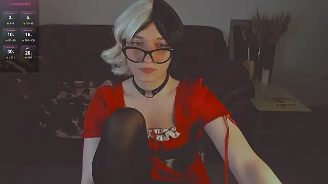 foxy jpg online show from 3, 3, 2025