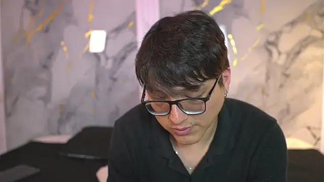 vanilla hot online show from 26, 10, 2025