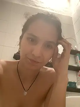 Snapshot of Bella_still chatting on 19, 3, 2025 Bella still online show from 19, 3, 2025