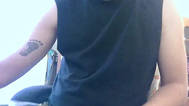 Snapshot of HunterOnBoobs chatting on 6, 10, 2025 HunterOnBoobs online show from 6, 10, 2025