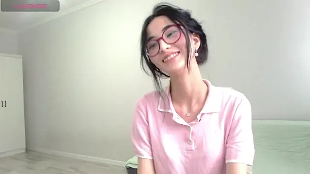 Snapshot of newfrommacau chatting on 21, 4, 2026 newfrommacau online show from 21, 4, 2026