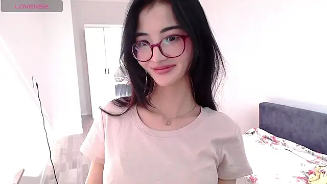 Snapshot of newfrommacau chatting on 25, 4, 2026 newfrommacau online show from 25, 4, 2026