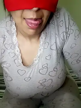 Snapshot of hoyamfocala chatting on 14, 2, 2025 hoyamfocala online show from 14, 2, 2025