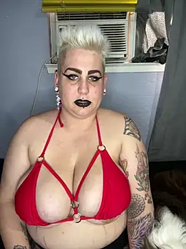 Snapshot of MistressMizfit chatting on 5, 2, 2025 MistressMizfit online show from 5, 2, 2025