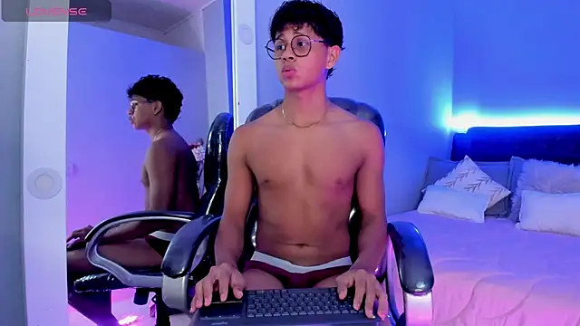 Snapshot of Dawn16_ chatting on 27, 11, 2025 Dawn16 online show from 27, 11, 2025