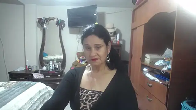 jazmin mature  online show from 4, 3, 2026