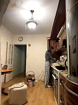 Snapshot of mollyEXD chatting on 27, 11, 2025 mollyEXD online show from 27, 11, 2025