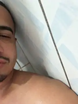 Snapshot of MorenoTatuado011 chatting on 15, 3, 2026 MorenoTatuado011 online show from 15, 3, 2026