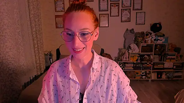 red rocco online show from 13, 3, 2025