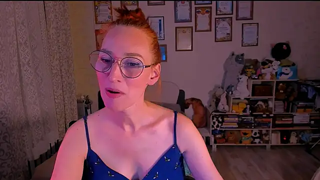 red rocco online show from 22, 3, 2025