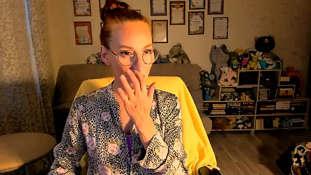 red rocco online show from 18, 9, 2025