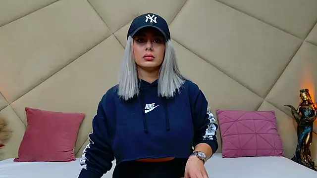 ChloeFrost online show from 21, 11, 2025