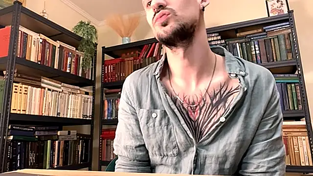 AssHunter4k online show from 11, 2, 2025