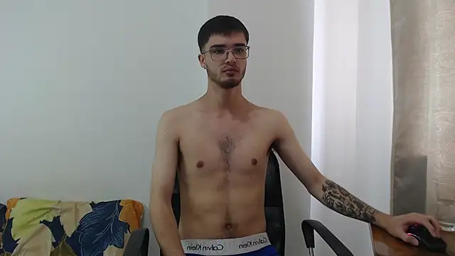 Aleex Miller online show from 3, 10, 2025