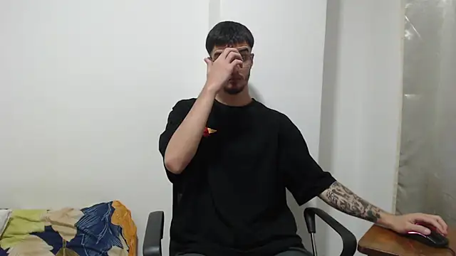 Aleex Miller online show from 5, 10, 2025