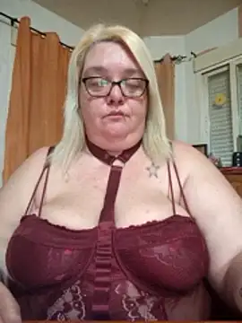 diosacurvy1984 online show from 9, 4, 2026