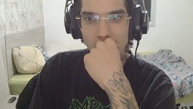 Snapshot of smokingink chatting on 1, 7, 2026 smokingink online show from 1, 7, 2026