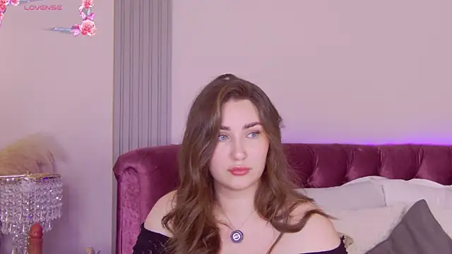 KiraBarlows online show from 11, 7, 2026