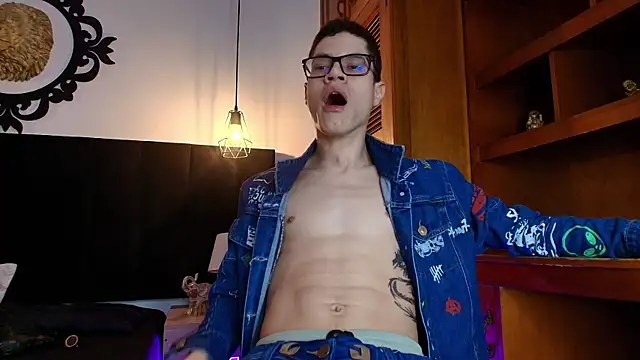 wolfandsky online show from 13, 4, 2026