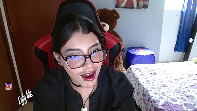 Snapshot of Eyfy_bbs chatting on 6, 2, 2025 Eyfy bbs online show from 6, 2, 2025