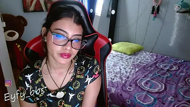Snapshot of Eyfy_bbs chatting on 11, 2, 2025 Eyfy bbs online show from 11, 2, 2025