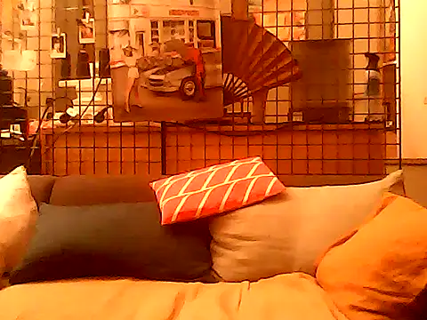 Snapshot of Lela64 chatting on 13, 9, 2025 Lela64 online show from 13, 9, 2025