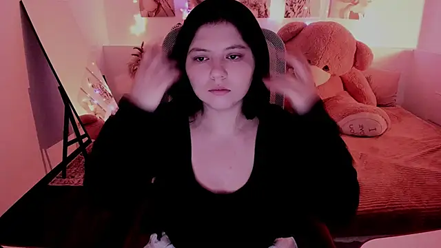 Snapshot of DiaAngell chatting on 24, 5, 2026 DiaAngell online show from 24, 5, 2026