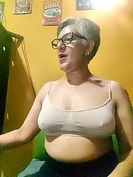 ilonna2025 online show from 2, 3, 2025