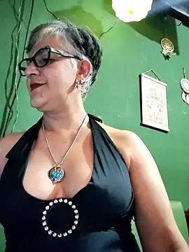 ilonna2025 online show from 15, 10, 2025