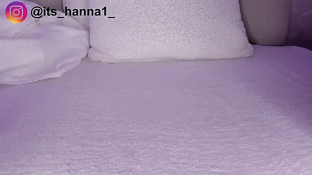 Snapshot of cutte_hanna18 chatting on 4, 5, 2026 cutte hanna18 online show from 4, 5, 2026
