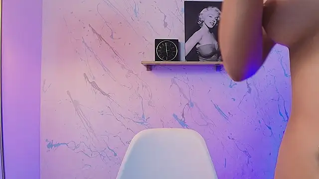 Paulina Lopezz online show from 2, 7, 2026