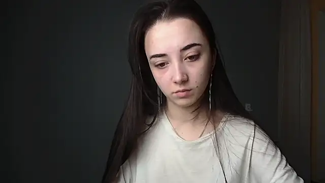 Eva Gloryy online show from 30, 1, 2025