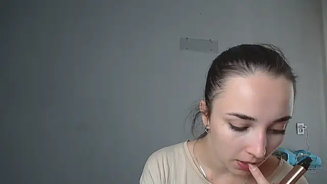 Eva Gloryy online show from 14, 9, 2025