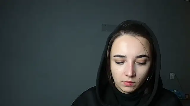 Eva Gloryy online show from 19, 11, 2025