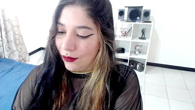 Snapshot of sharonnleon chatting on 19, 9, 2025 sharonnleon online show from 19, 9, 2025