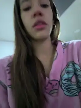 zoe storm online show from 21, 1, 2025