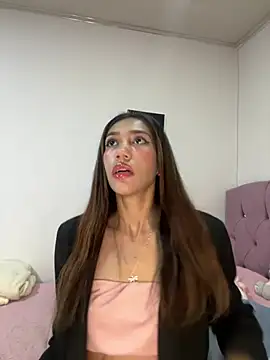 zoe storm online show from 20, 2, 2025