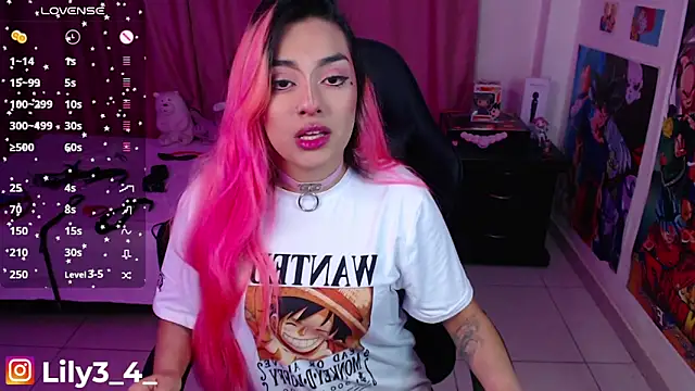 Snapshot of lily3_4 chatting on 30, 1, 2025 lily3 4 online show from 30, 1, 2025