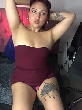Snapshot of tania_23 chatting on 25, 2, 2025 tania 23 online show from 25, 2, 2025