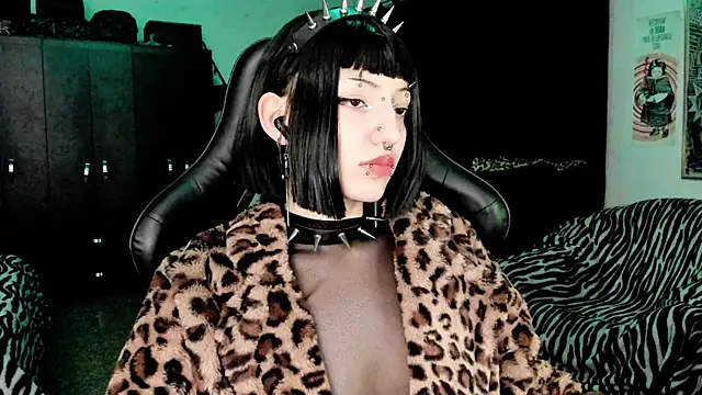 roxy toxic online show from 9, 1, 2026