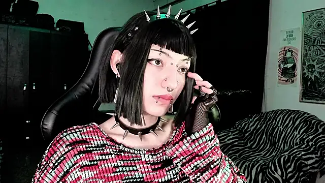 roxy toxic online show from 3, 2, 2026