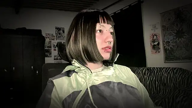 Snapshot of roxy_toxic chatting on 30, 7, 2026 roxy toxic online show from 30, 7, 2026