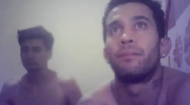 Snapshot of EstebanAkyLu chatting on 17, 1, 2025 EstebanAkyLu online show from 17, 1, 2025