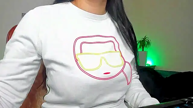 Tianiaa online show from 30, 1, 2025