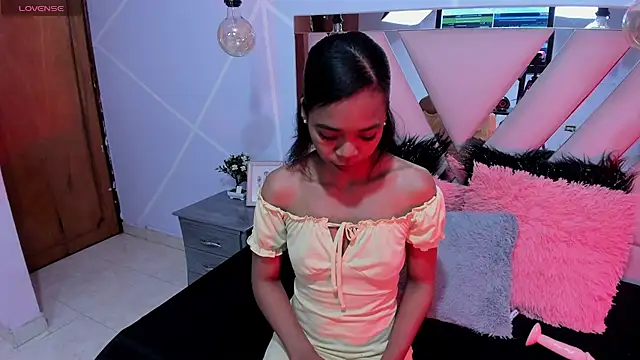 Snapshot of Gletty_noa chatting on 23, 1, 2025 Gletty noa online show from 23, 1, 2025