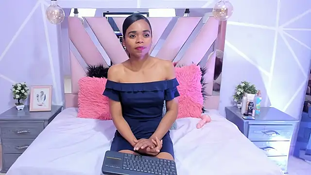 Snapshot of Gletty_noa chatting on 13, 2, 2025 Gletty noa online show from 13, 2, 2025