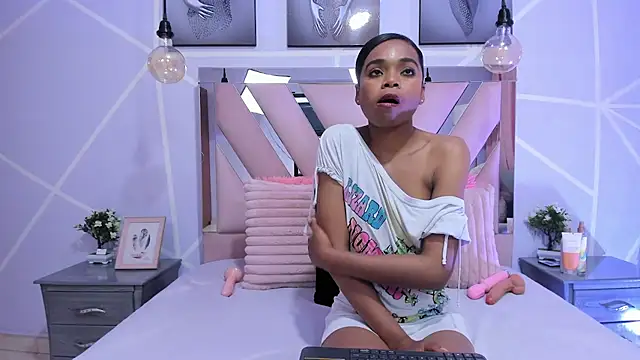 Snapshot of Gletty_noa chatting on 9, 3, 2025 Gletty noa online show from 9, 3, 2025