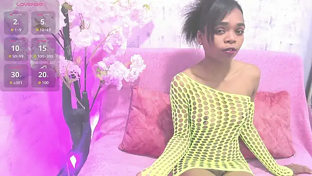 Snapshot of Gletty_noa chatting on 4, 10, 2025 Gletty noa online show from 4, 10, 2025