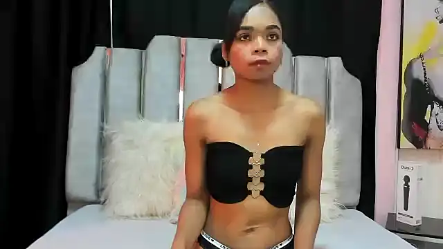 Snapshot of Gletty_noa chatting on 27, 11, 2025 Gletty noa online show from 27, 11, 2025