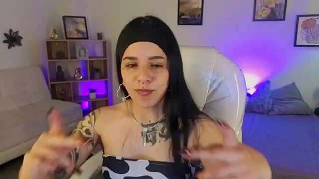 Snapshot of Nicole_Foxx_ chatting on 16, 10, 2025 Nicole Foxx online show from 16, 10, 2025